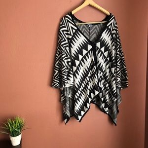 Charlotte Russe Aztec Print Poncho